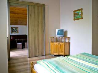 Дома для отпуска Rooms for Rent - Villa Desi Варна Дом для отпуска с 2 спальнями-11